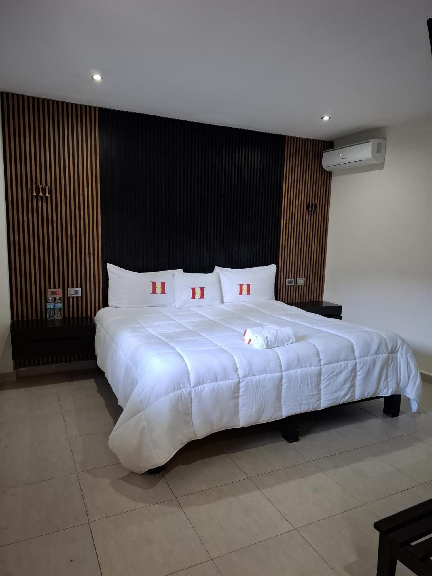 Hotel Sevilla Паленке Экстерьер фото
