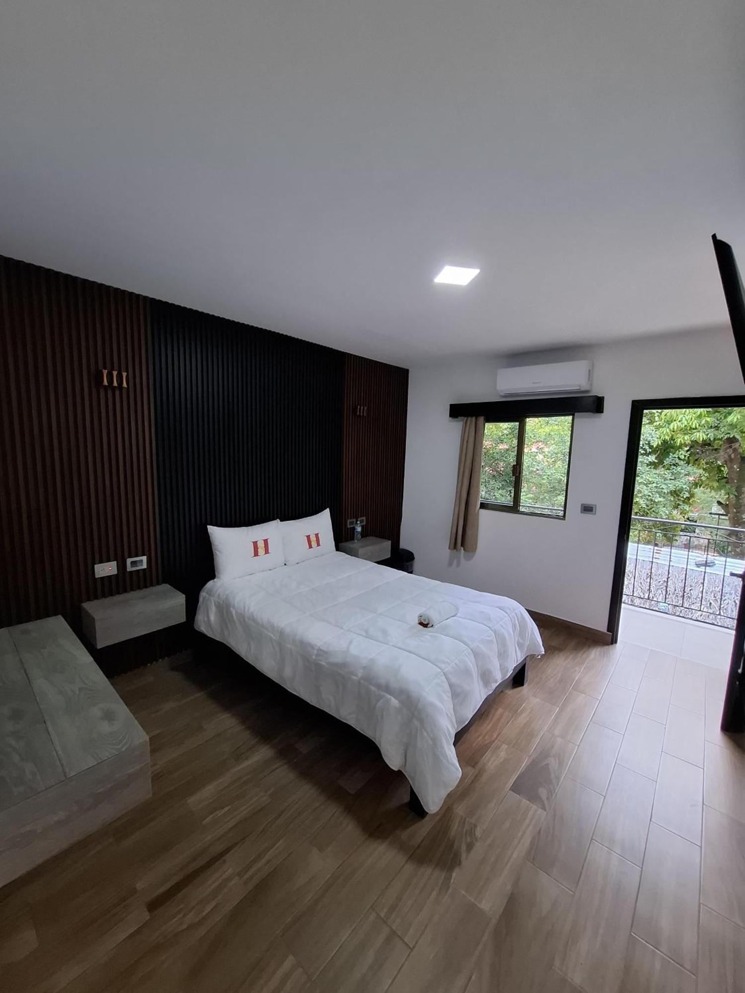 Hotel Sevilla Паленке Экстерьер фото