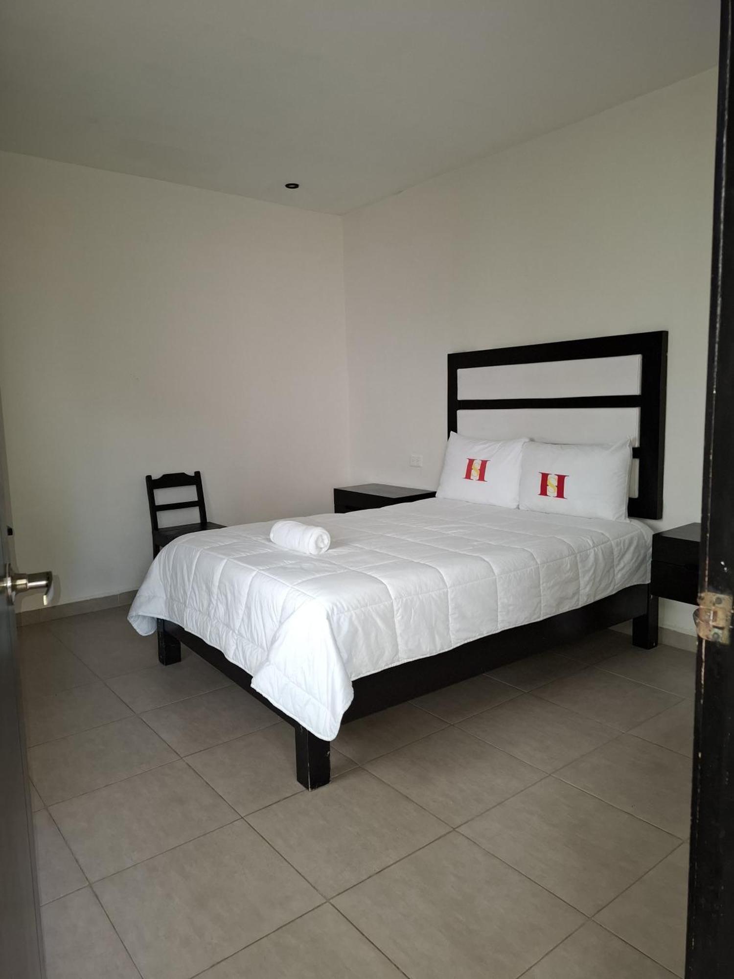 Hotel Sevilla Паленке Экстерьер фото