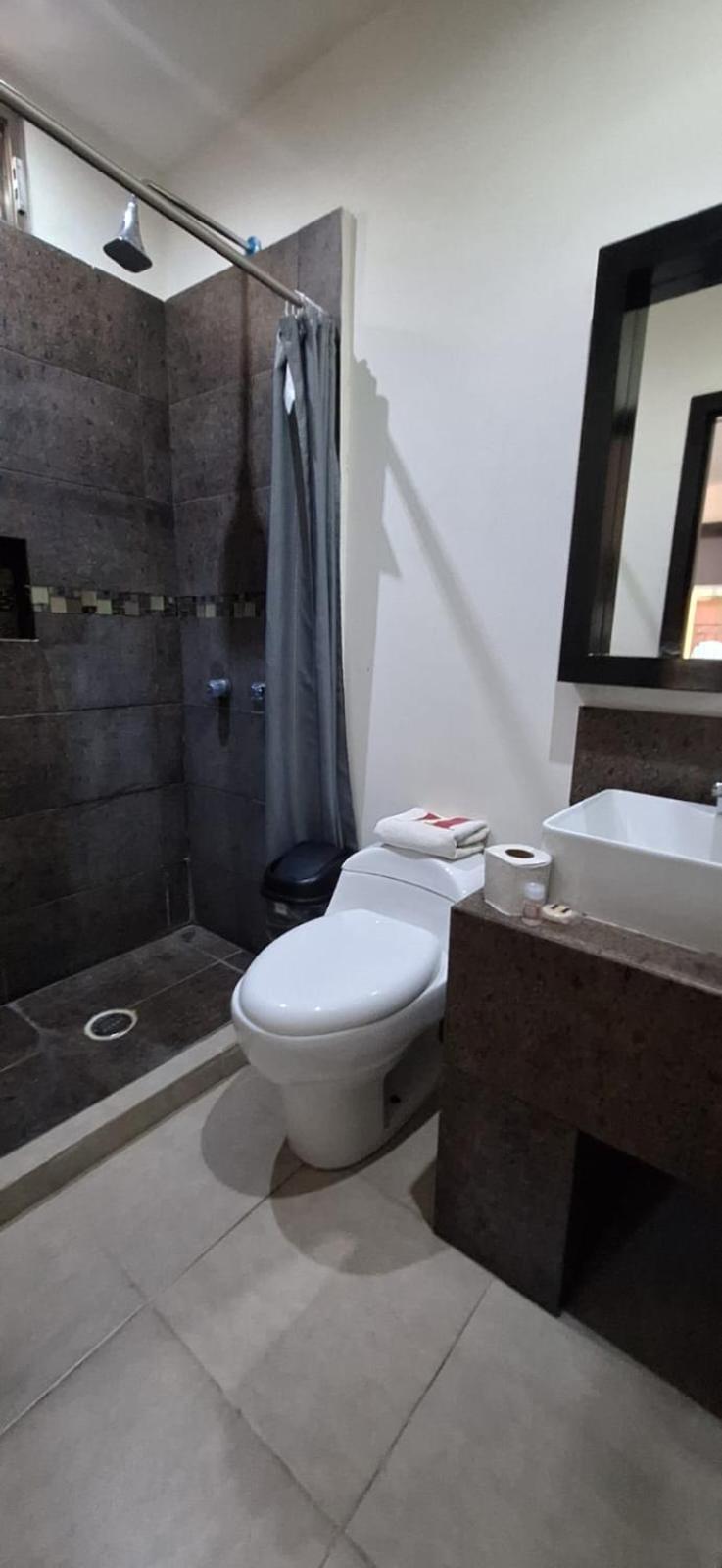 Hotel Sevilla Паленке Экстерьер фото