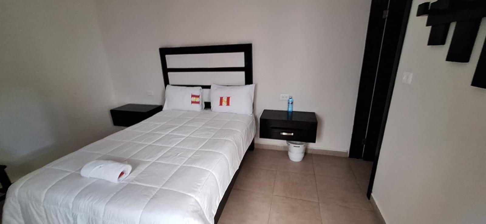 Hotel Sevilla Паленке Экстерьер фото